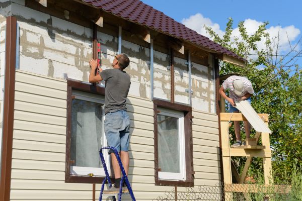Cost of Handyman Siding Repair in Los Gatos
