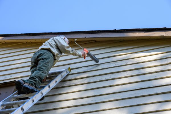 Vinyl Siding Caulk Repair in Los Gatos